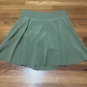Women’s Nike tennis skirt